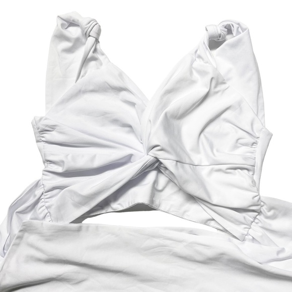 Lioness/ Princess Polly Porto Cervo Tie Up Crop White NWT - Picture 4 of 7